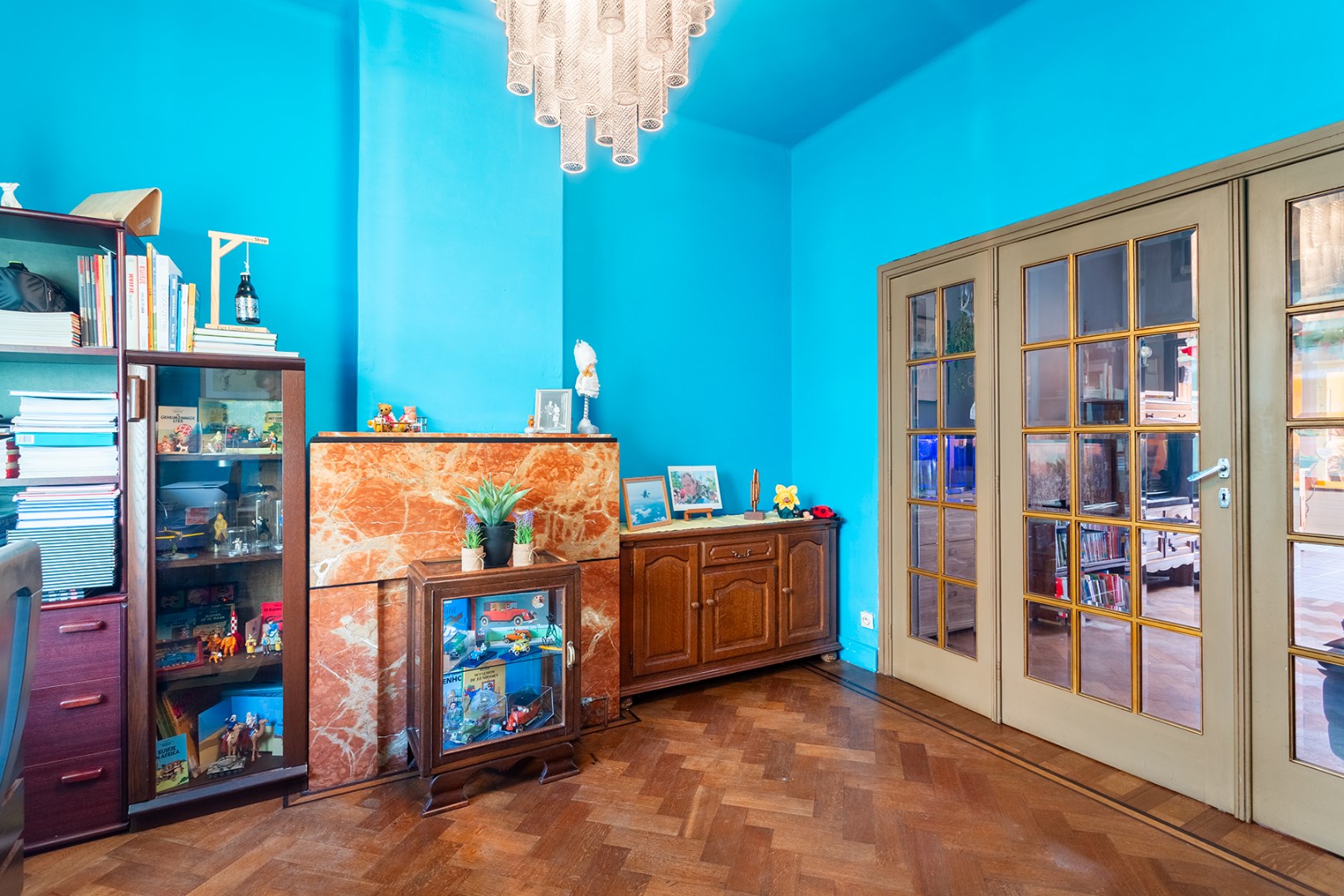 Mooie en ruime Interbellum woning met 4 slaapkamers vlakbij het Rozebroekenpark 