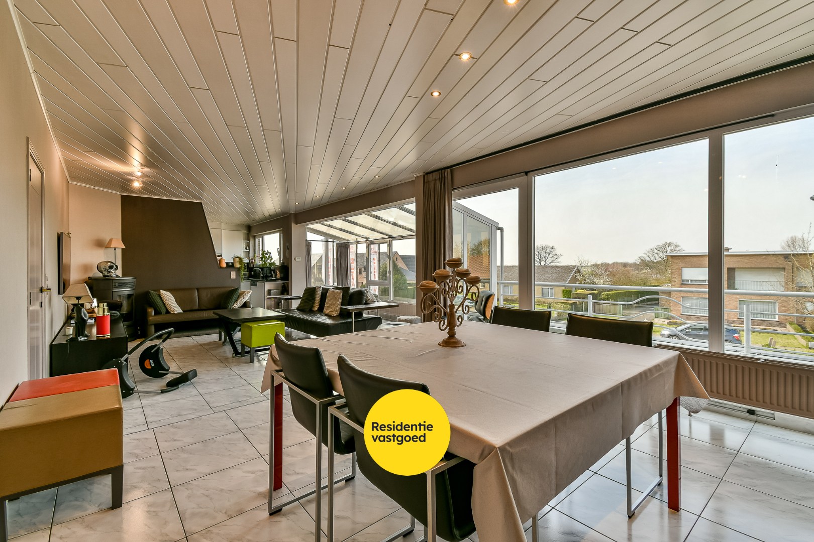 Ruim appartement met 3 slaapkamers in Westkerke! 