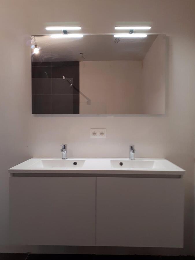 Rustig gelegen nieuwbouwwoning met 4 slaapkamers 