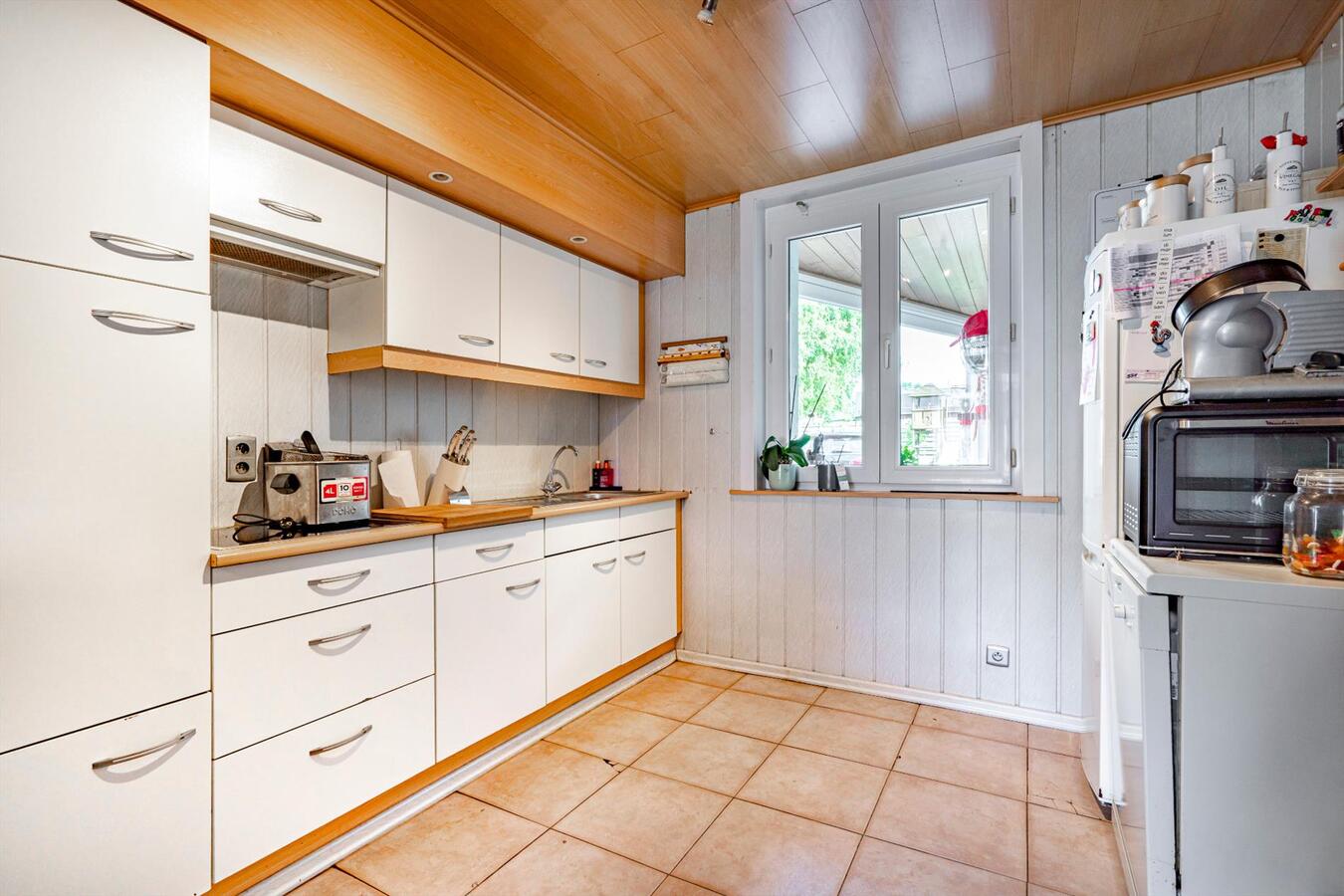 Uitstekend gelegen vrijstaande woning met grote onderhoudsvriendelijke tuin 