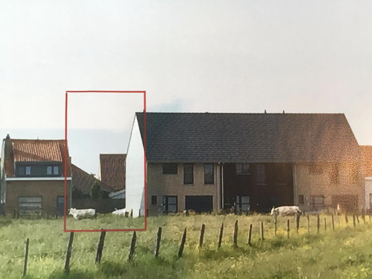 RUIME RIJWONING MET GARAGE EN PERFECT ZUIDGERICHTE TUIN 