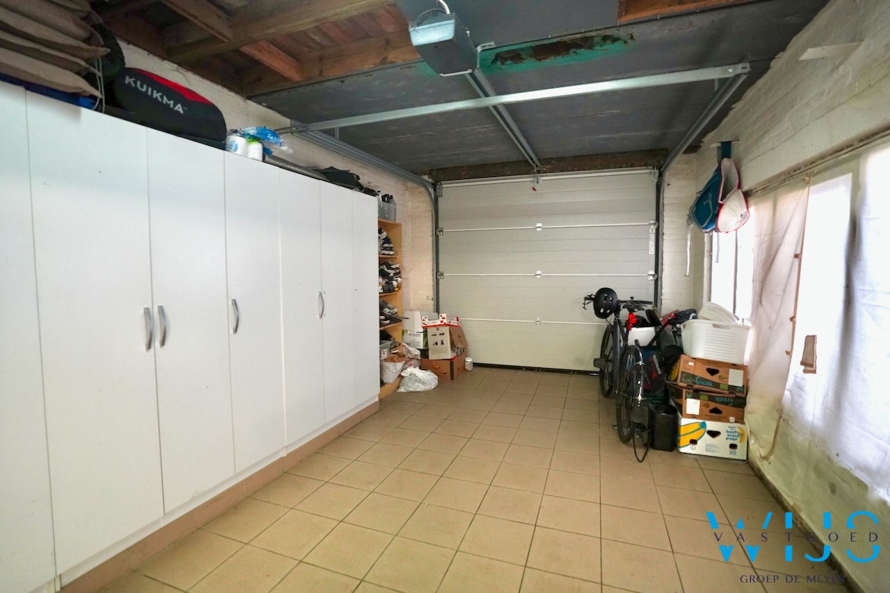 Instapklare, karaktervolle ALLEENSTAANDE woning op topligging in Ertvelde ! 