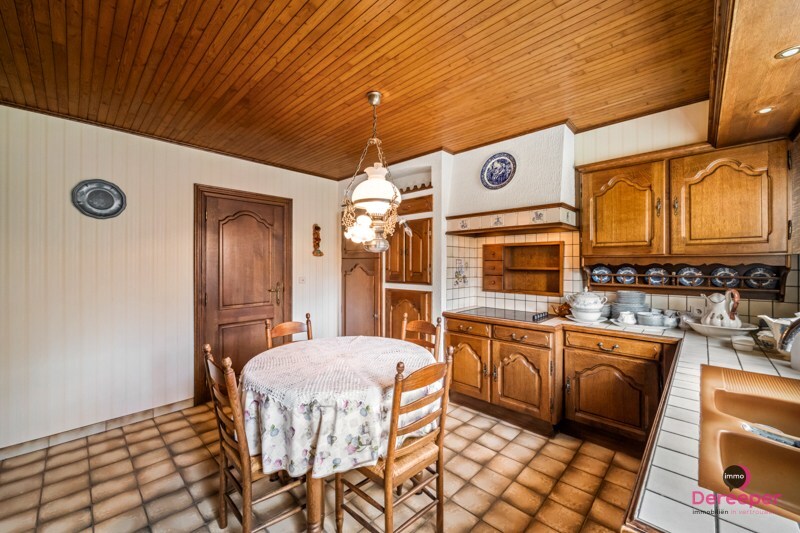 Charmante alleenstaande bungalow met zuidgerichte tuin op ruim perceel in Snaaskerke 