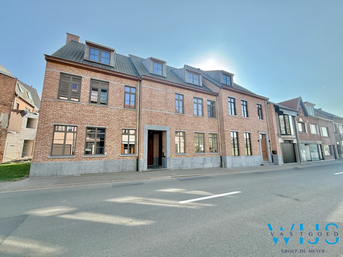 Instapklaar appartement met 2 slaapkamers &amp; terras te ASSENEDE ! 