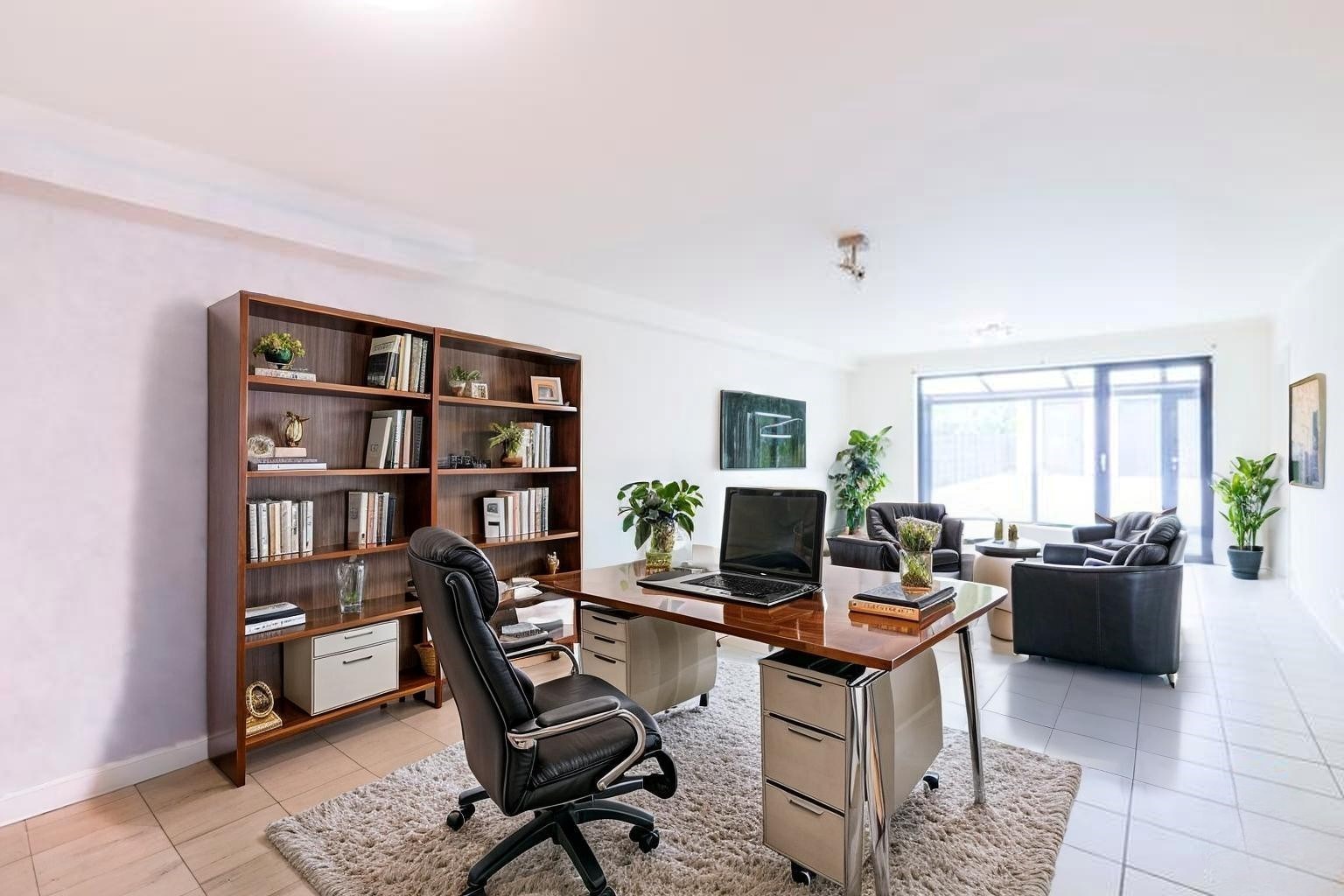 Zichtlocatie als handelspand of kantoorruimte met potentieel! 