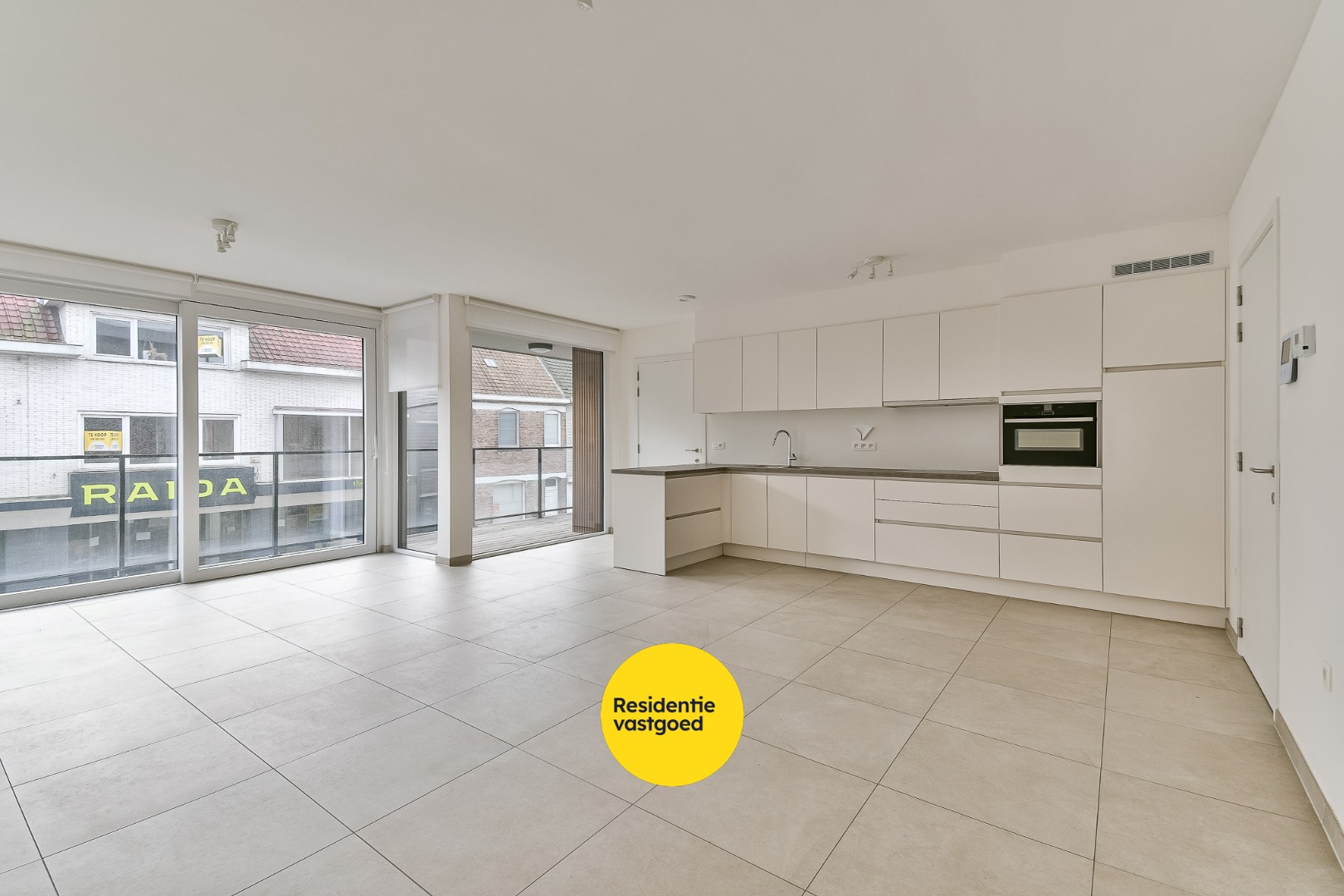 Prachtige assistentiewoning in hartje Aartrijke 