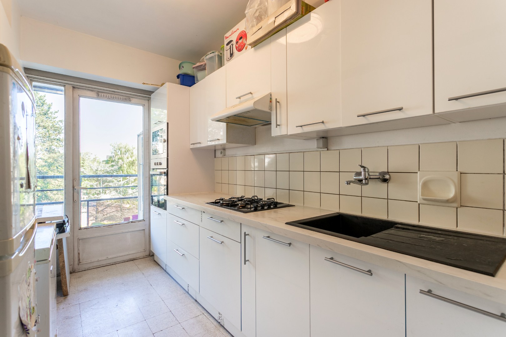 Appartement met 2 slaapkamers, terras en kelder te Anderlecht 