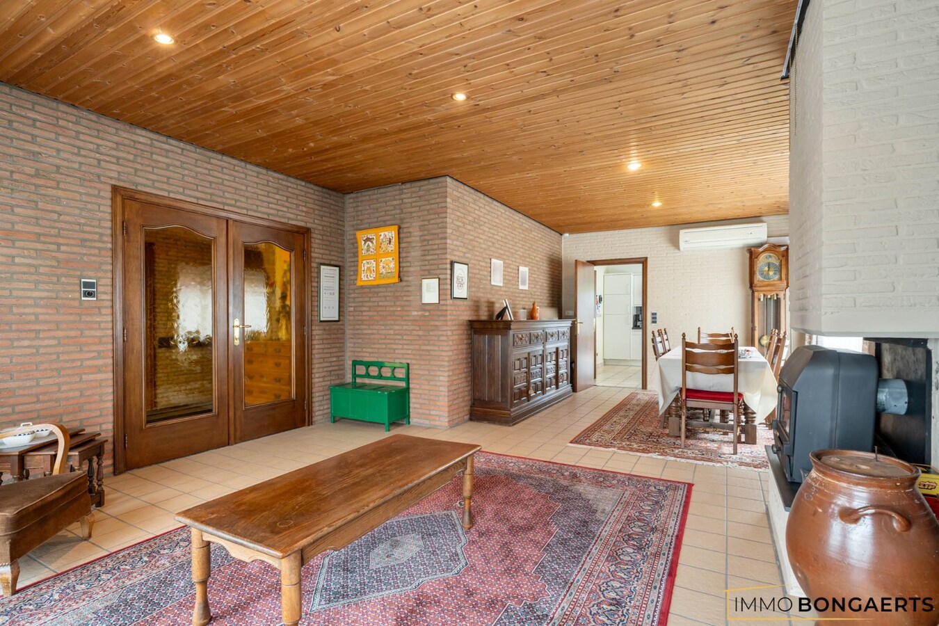 Ruime gelijkvloerse woning 