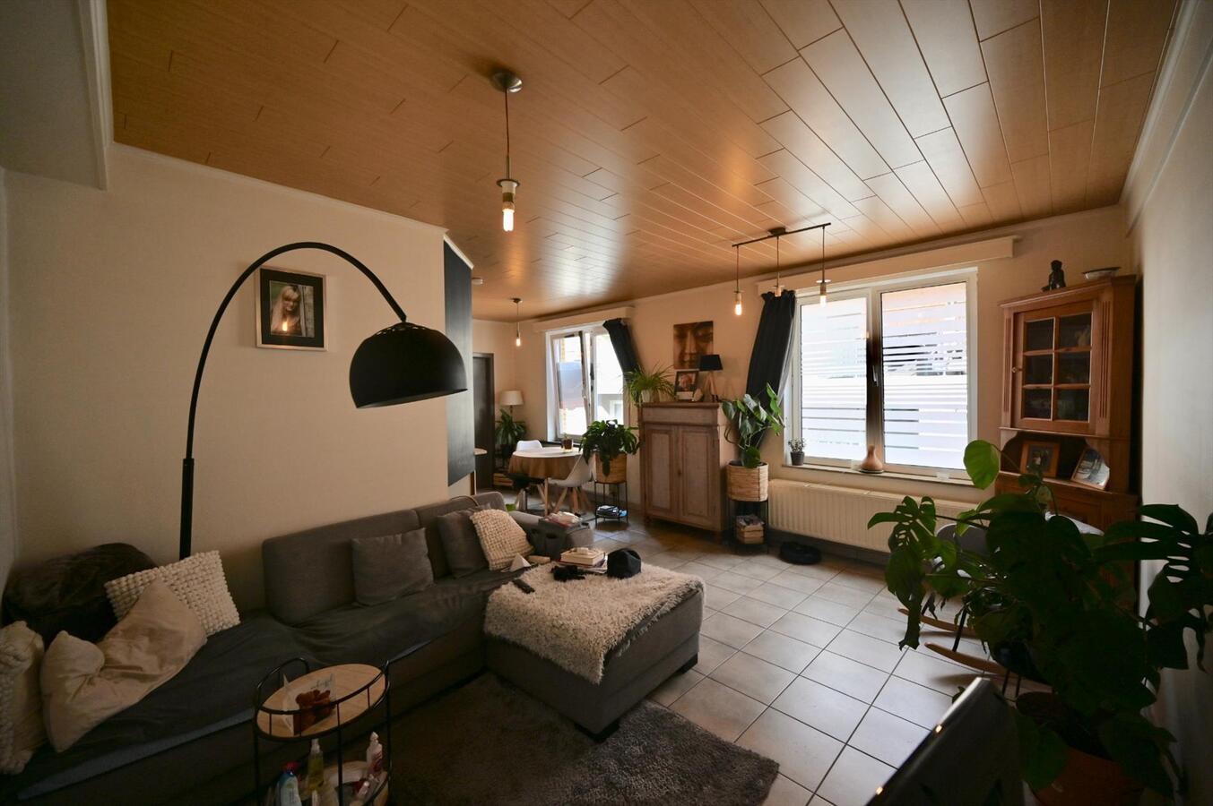CENTRAAL GELEGEN 2 SLAAPKAMER APPARTEMENT NABIJ STRAND 