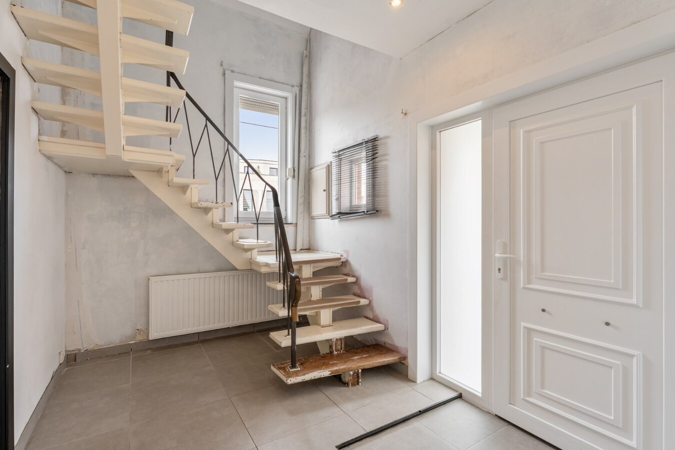 Een vrijstaande gezinswoning met 3 slaapkamers op perceel van 5a33ca 