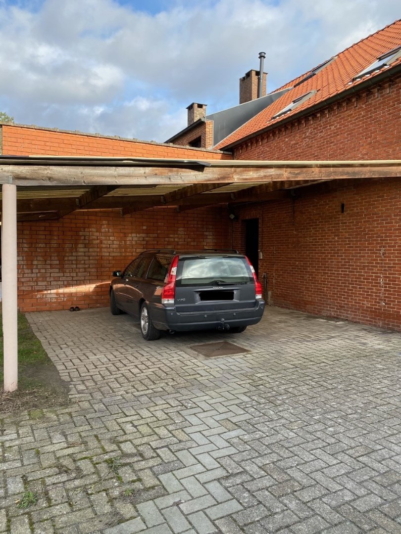 Recent opgefrist appartement met 2 slaapkamers te Geel 