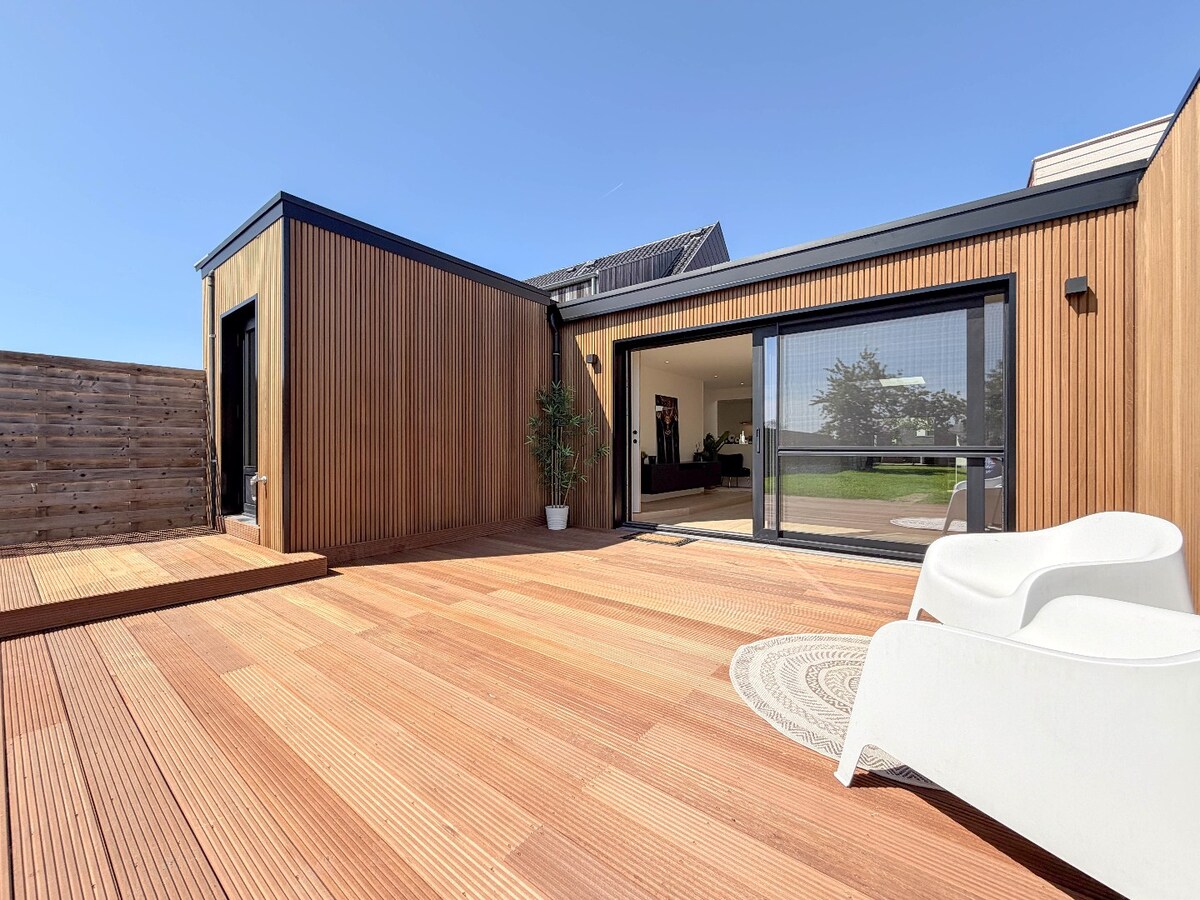 Prachtige ruime woning met grote zonnige tuin !    **** NONO INSPIRED **** 