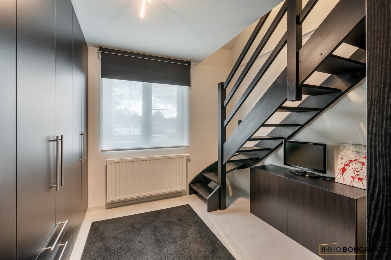 Exclusieve woning met volledig uitgeruste wellnesspraktijk nabij Hasselt 