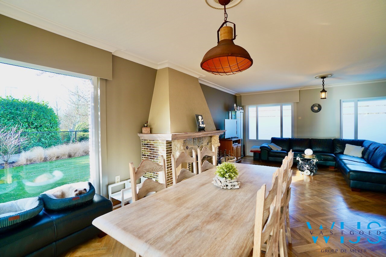 Instapklaar woonhuis met loods te centrum Ertvelde ! 