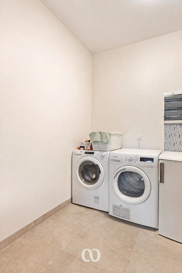 Zeer ruim appartement met twee slaapkamers in Oudenaarde 