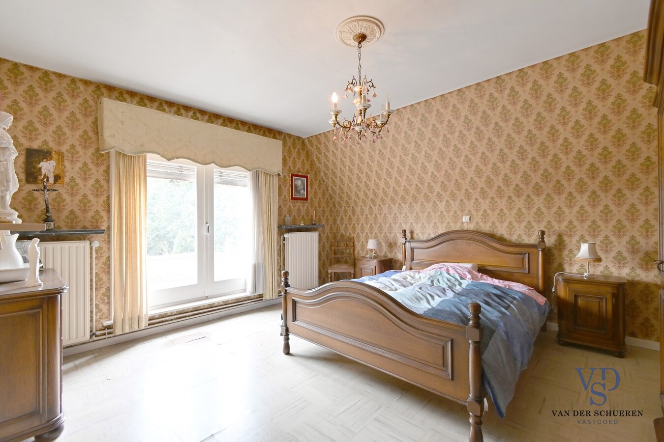 Karaktervolle villa, nabij centrum Merelbeke 