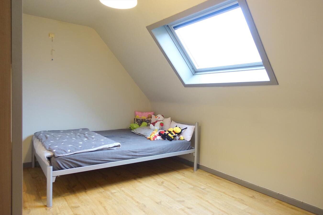 Gezellige rijwoning met garage vlakbij centrum 