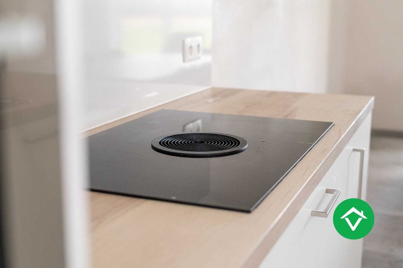 Recente woning met drie slaapkamers te Koekelare 