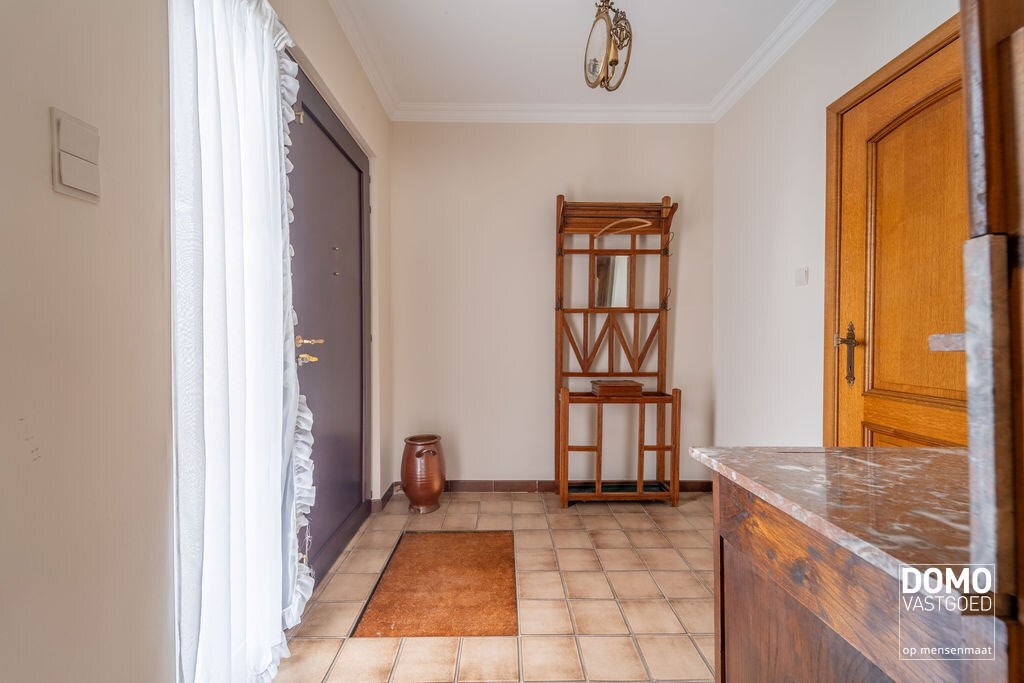 UNIEKE WONING MET 2 RUIME LOODSEN OP PERCEEL VAN 58A49CA 