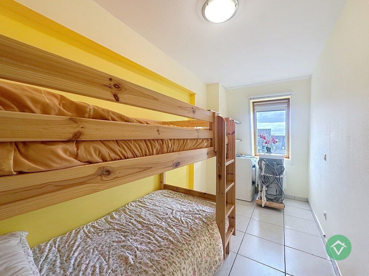 Lichtrijk 2-slaapkamerappartement op topligging op 100m van de zeedijk in Sint-Idesbald 