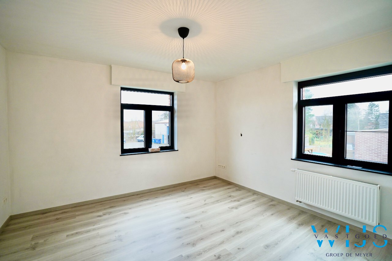 Waanzinnig mooie pastorijwoning te Assenede ! 