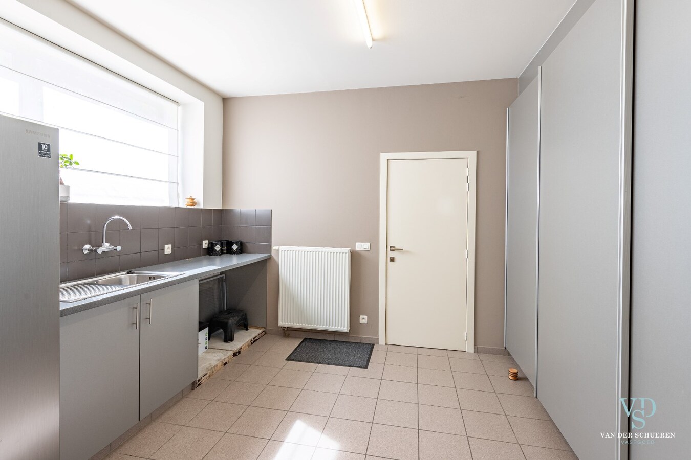 Ruim en rustig wonen in eigentijdse loft. 