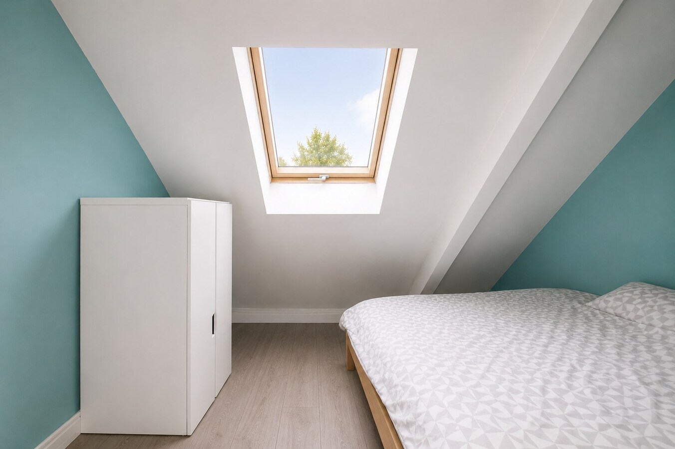 Te koop: Gezellige stadswoning met 5 slaapkamers en diepe tuin op centrale ligging Sint-Niklaas! 