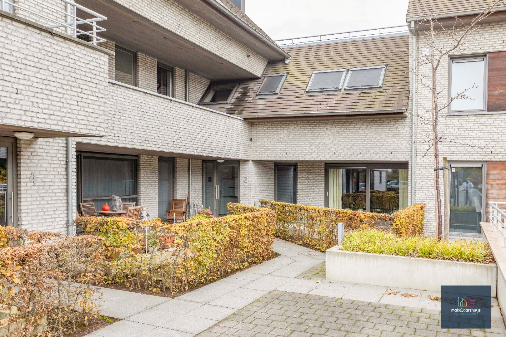 VERKOCHT Gunstig gelegen en energiezuinig appartement met zonneterras en garagebox 