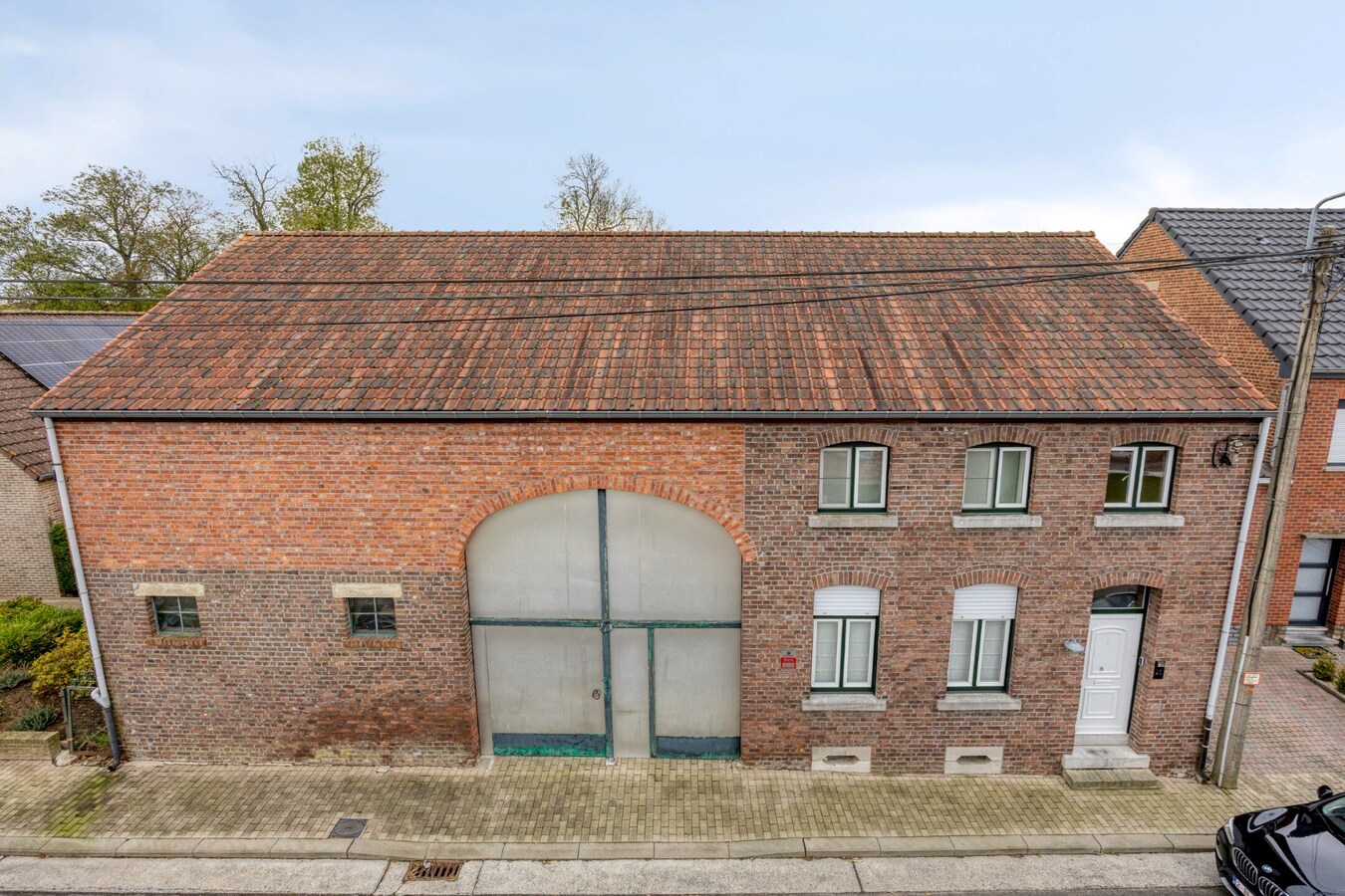 Prachtig gerenoveerde HOEVE te Landen (Neerwinden) 