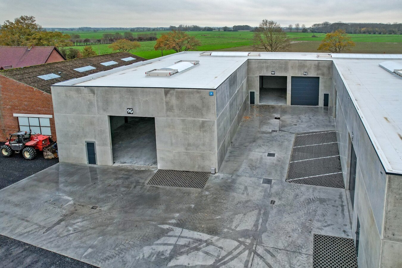 Te huur hangar (loods) - Vleteren