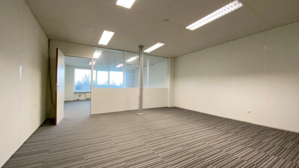 Instapklare kantoren te huur in Lokeren