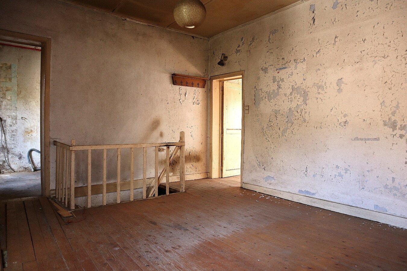 Te renoveren woning met magazijn/loods te Kessel-lo 