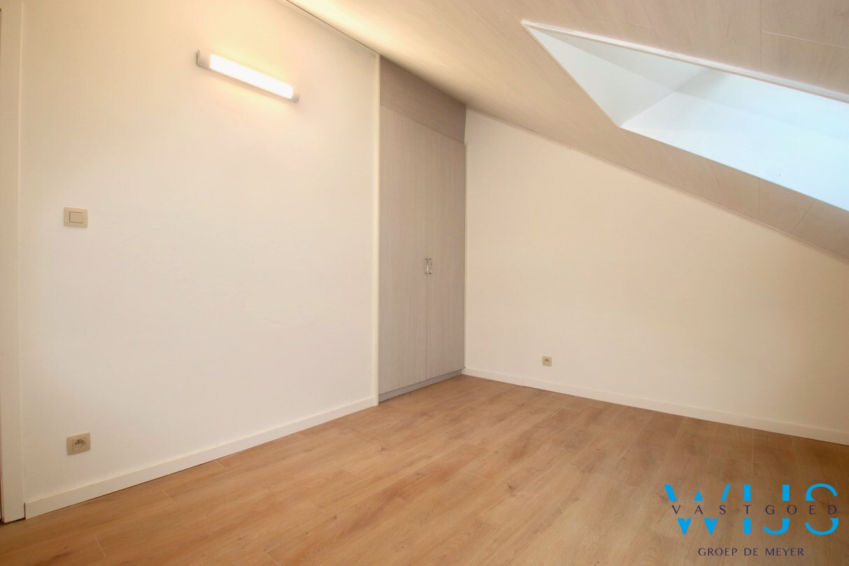 Gerenoveerd woonhuis met 3 slaapkamers te Zelzate ! 