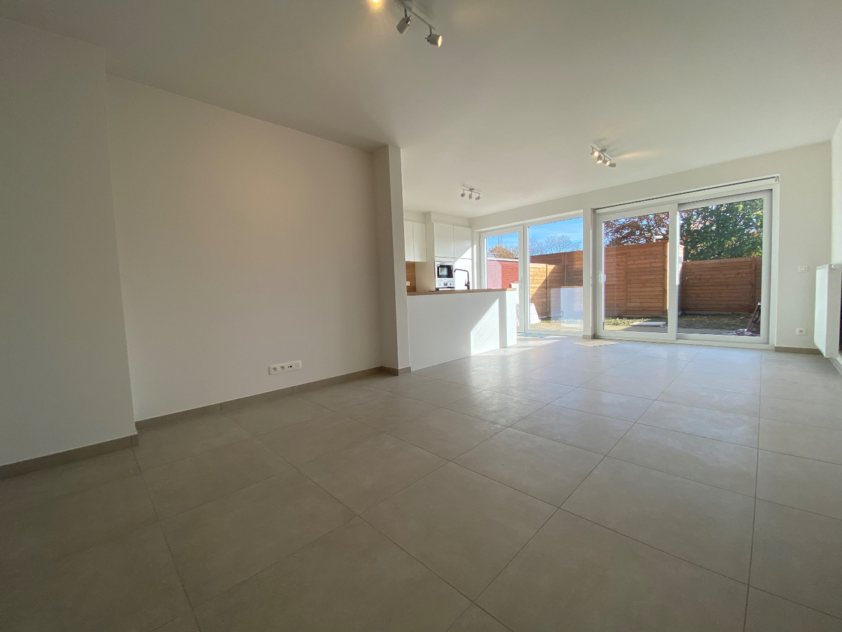 Nieuwbouwwoning met 4 slaapkamers te Ingelmunster 