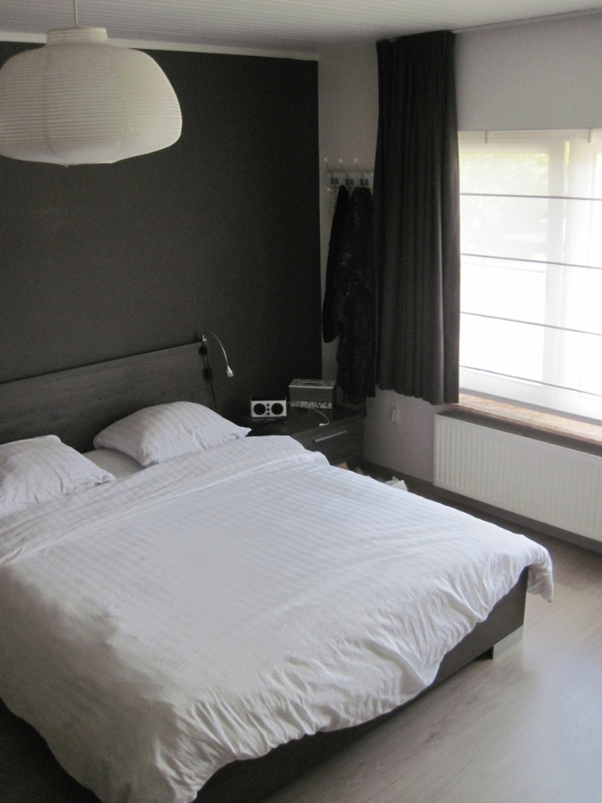 Prachtige Half Open Bebouwing - vernieuwd in 2012 !! 