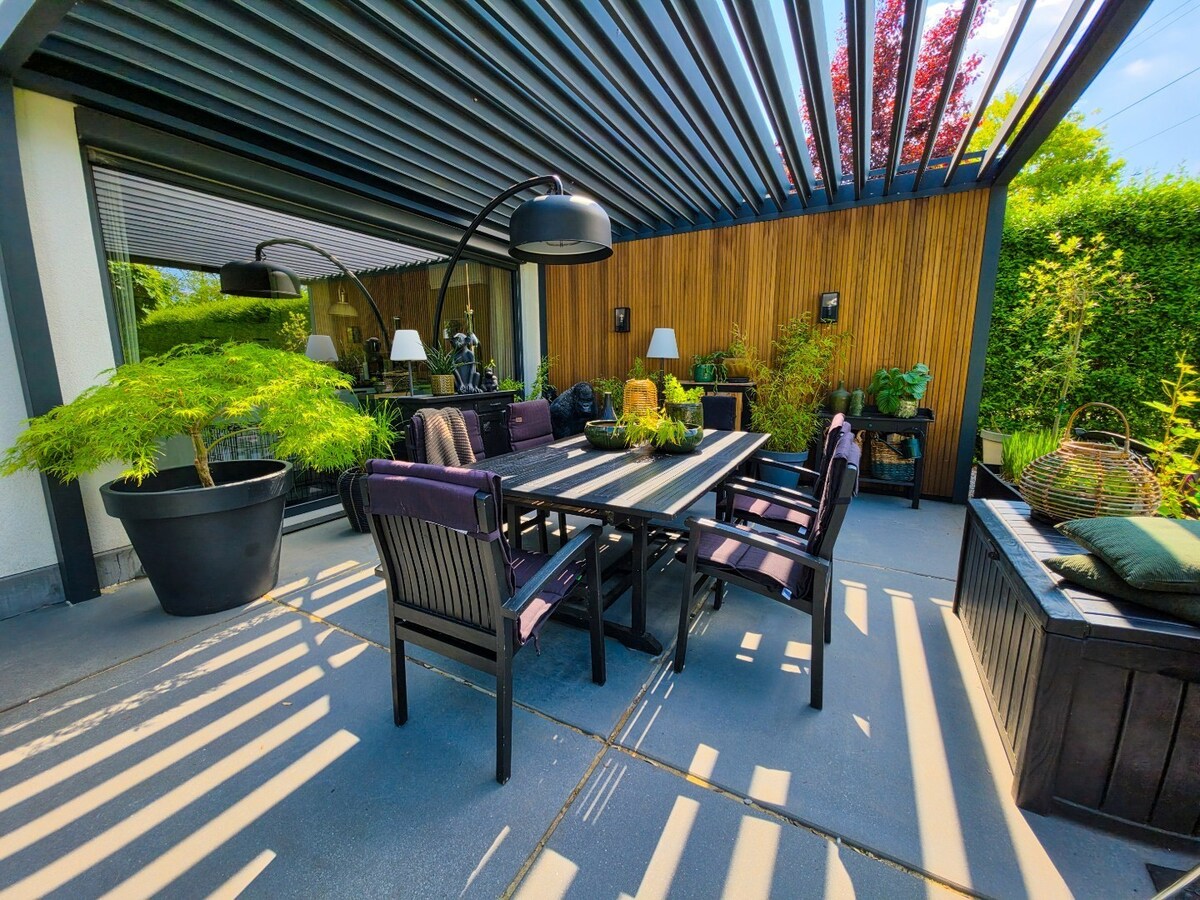 Moderne ENERGIEZUINIGE villa op toplocatie nabij het Albertkanaal 