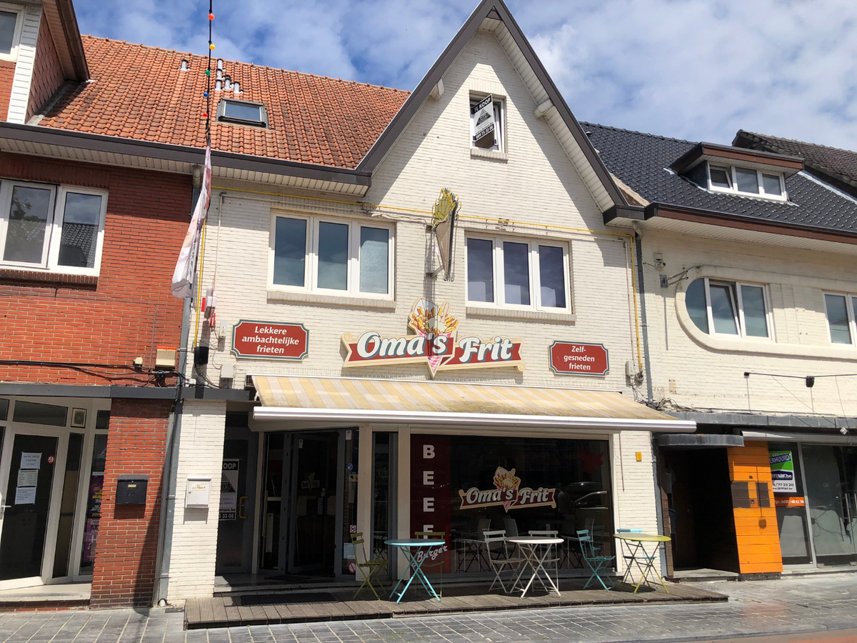 Appartement 1 slaapkamer, terras, eigen zolder – op de bruisende Pauwengraaf! 