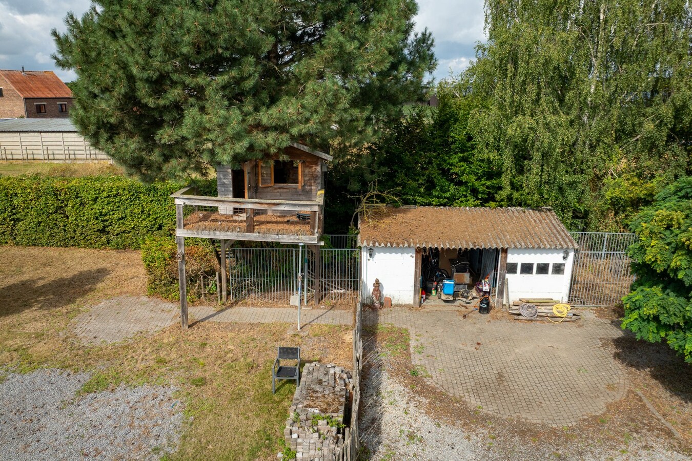 Quietly located house with a meadow of approximately 55 acres in Herk-de-Stad 