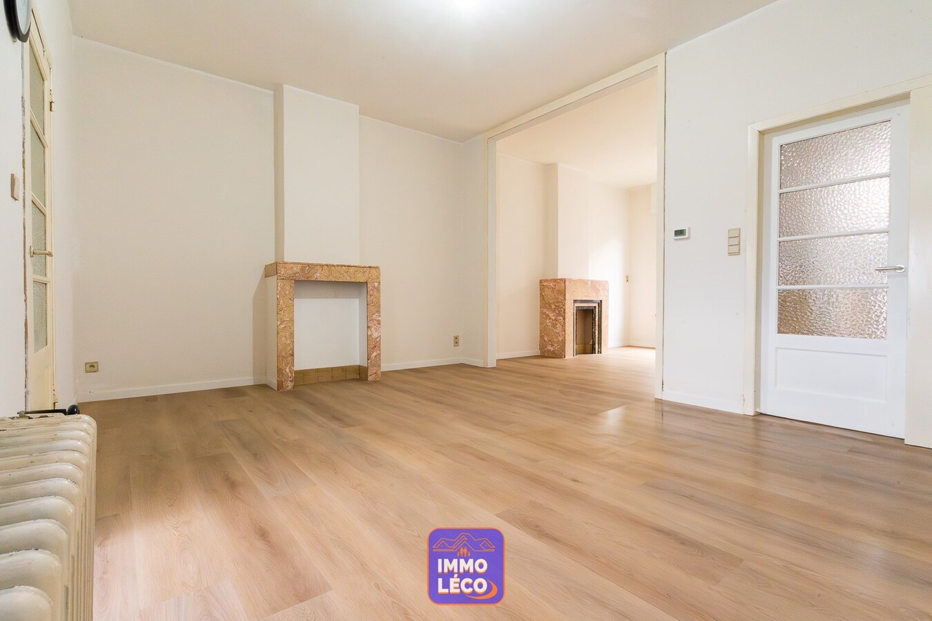 Maison rénovée avec jardin de +/- 320m², dans une rue prisée proche du centre-ville ! 