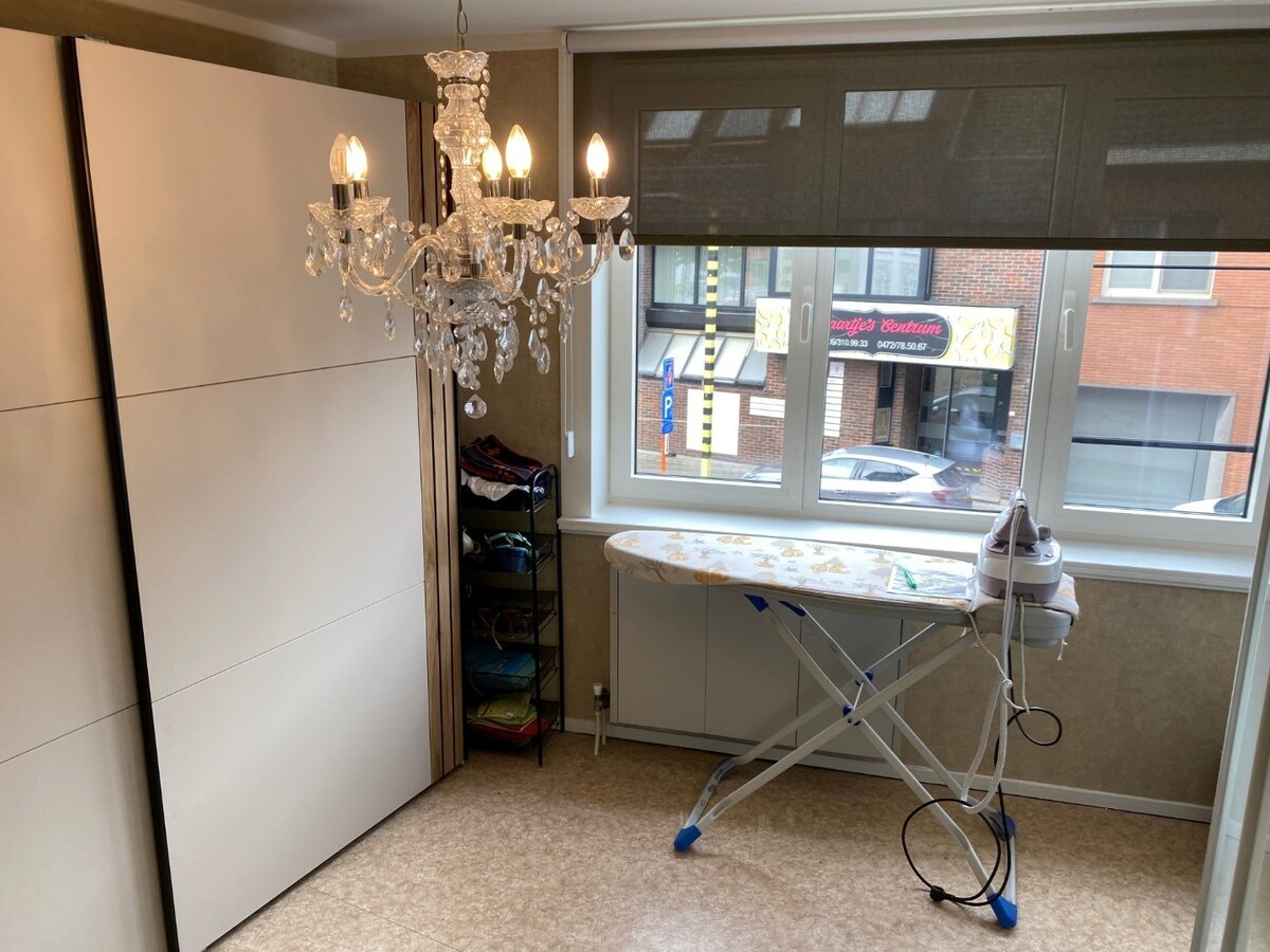 Ruim en lichtrijk appartement. 