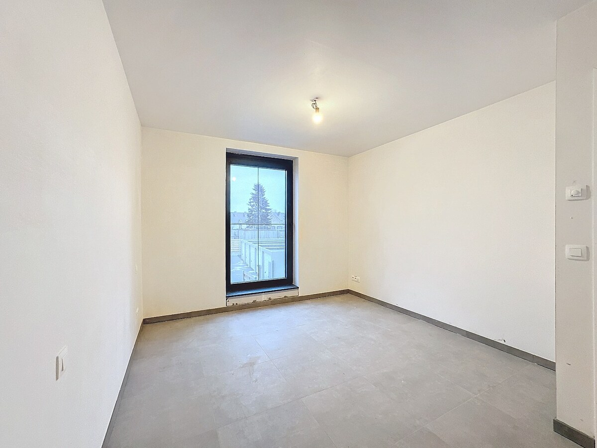 Nieuwbouwappartement met 2 slaapkamers met ruim terras! 