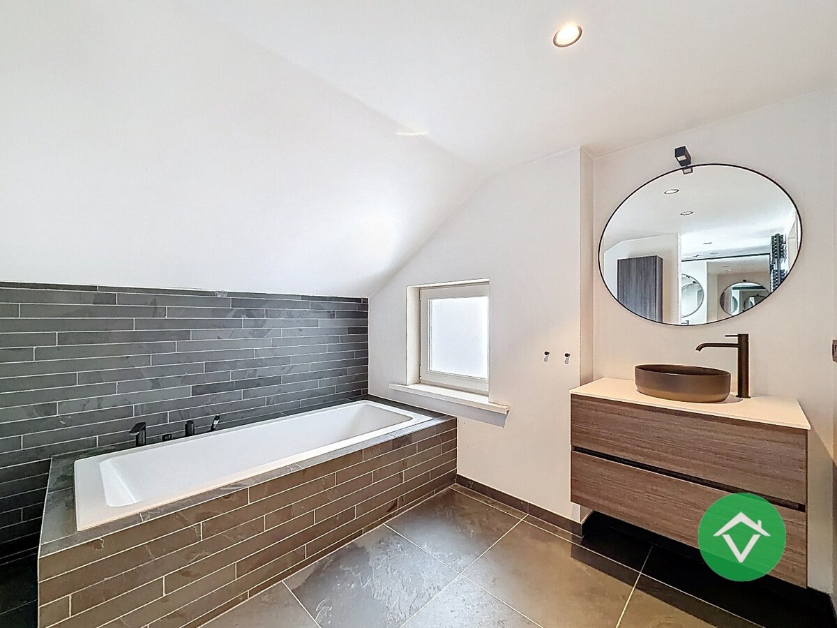 Instapklare woning met 3 slaapkamers en garage te Koekelare 