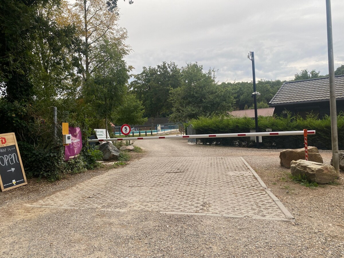 VERLAAGD in PRIJS ! Vrijstaande (vakantie)woning in het bos, Domein Sparrendal Lanklaar. 