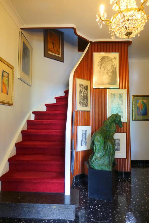 Stijlvolle villa in groene omgeving 