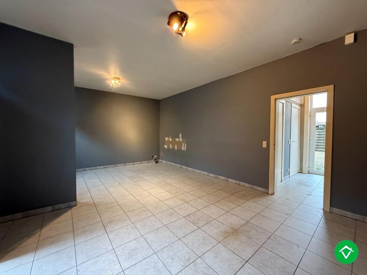 Halfopen bebouwing met 4 slaapkamers en terrastuin te Dadizele 