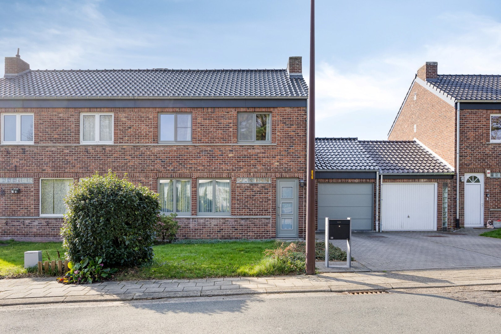 Gerenoveerde halfopen woning met 3 slaapkamers, garage en tuin – 1652 ALSEMBERG 