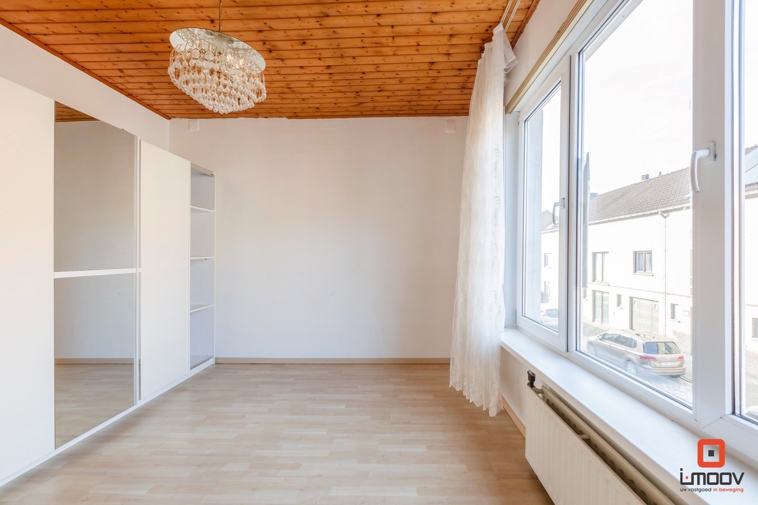 Ruime gezinswoning te koop in Sint-Amandsberg! 