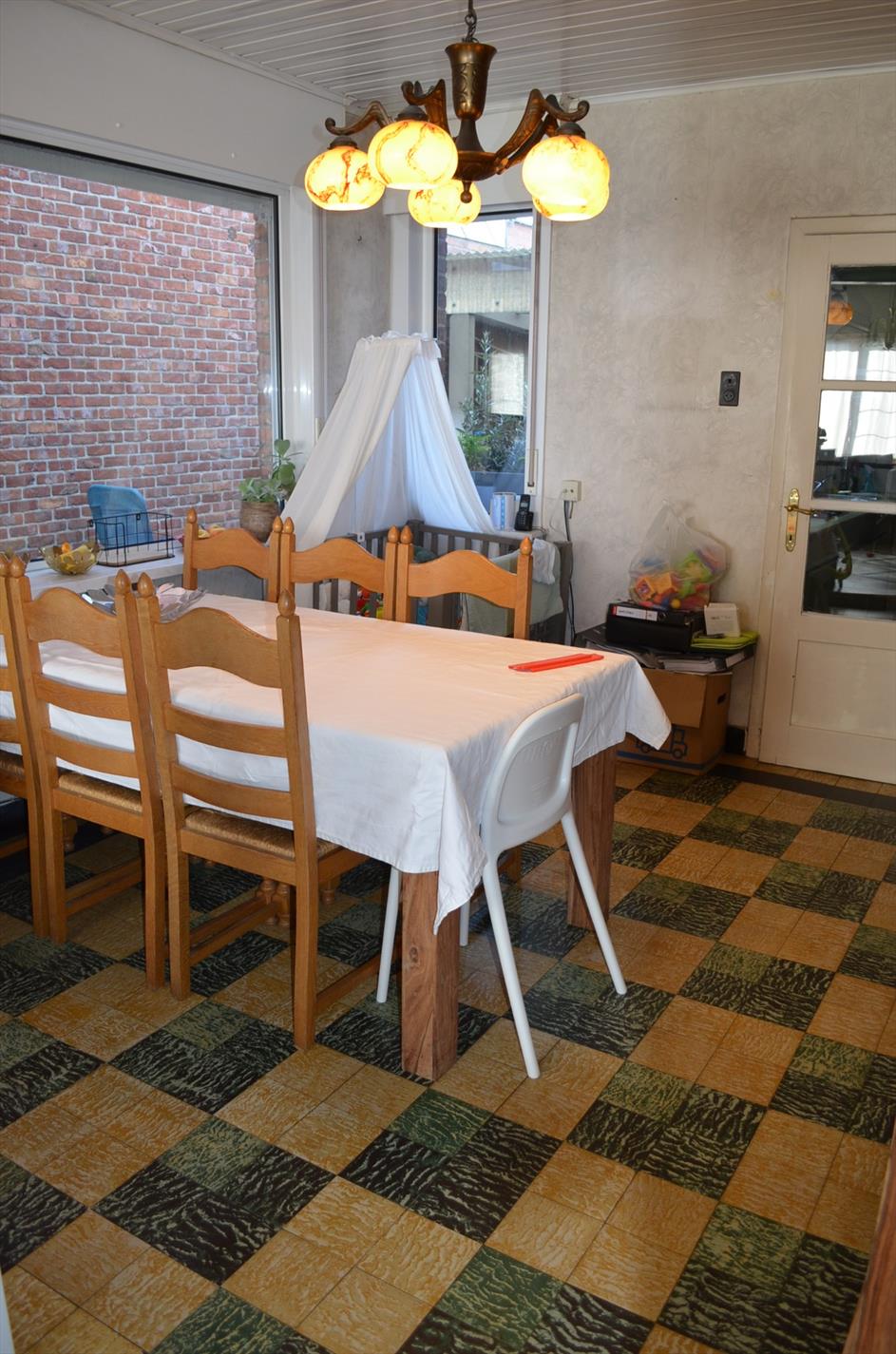 Grondig te renoveren woning op 350m² rustig gelegen nabij centrum Maldegem 