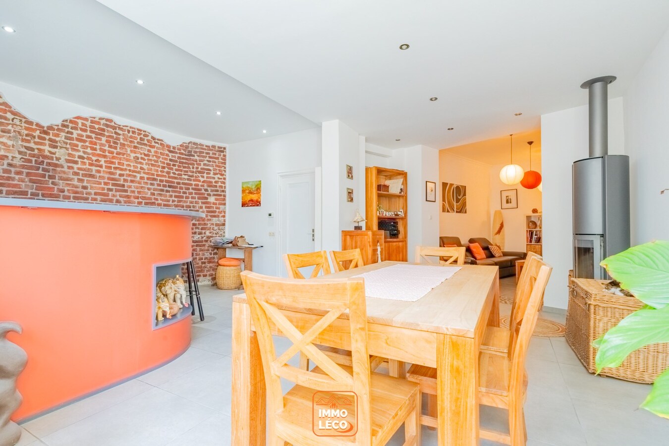 Grande maison avec surface commerciale, en plein centre-ville, COUP DE COEUR absolu ! 