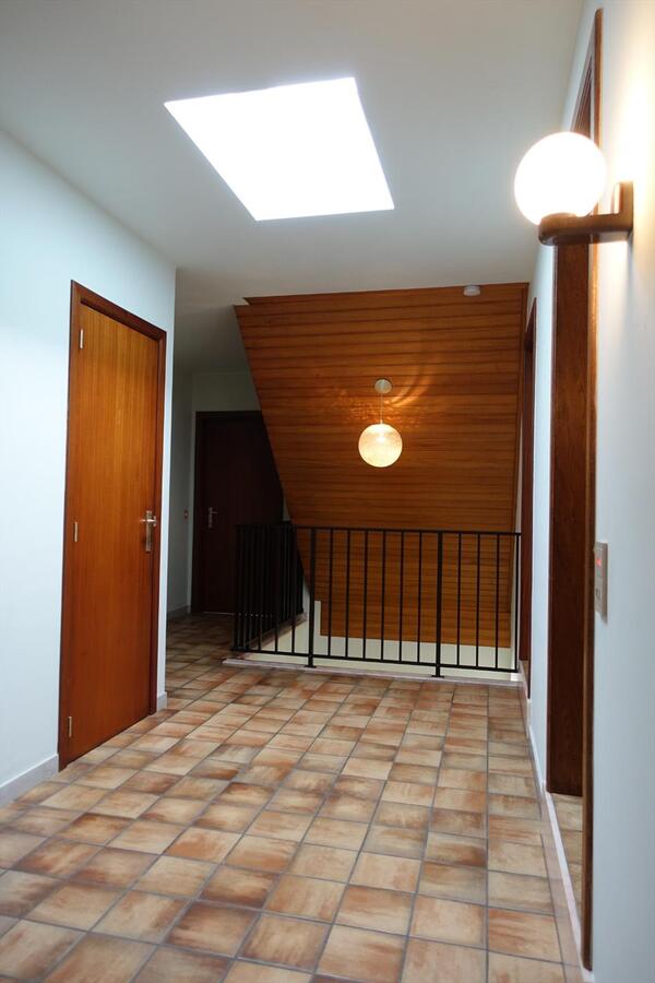 Rustig gelegen villa met garage 